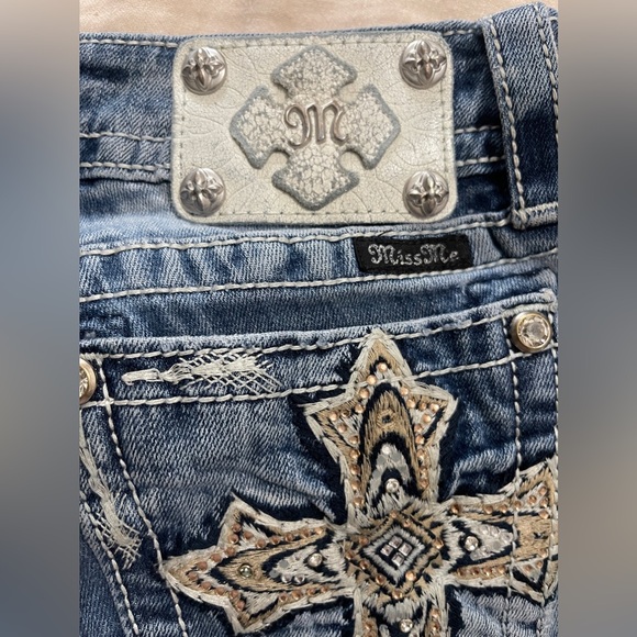 Miss Me Jeans Size 27 Blue Signature Skinny Leg Low Rise Denim Bottoms - Picture 8 of 13